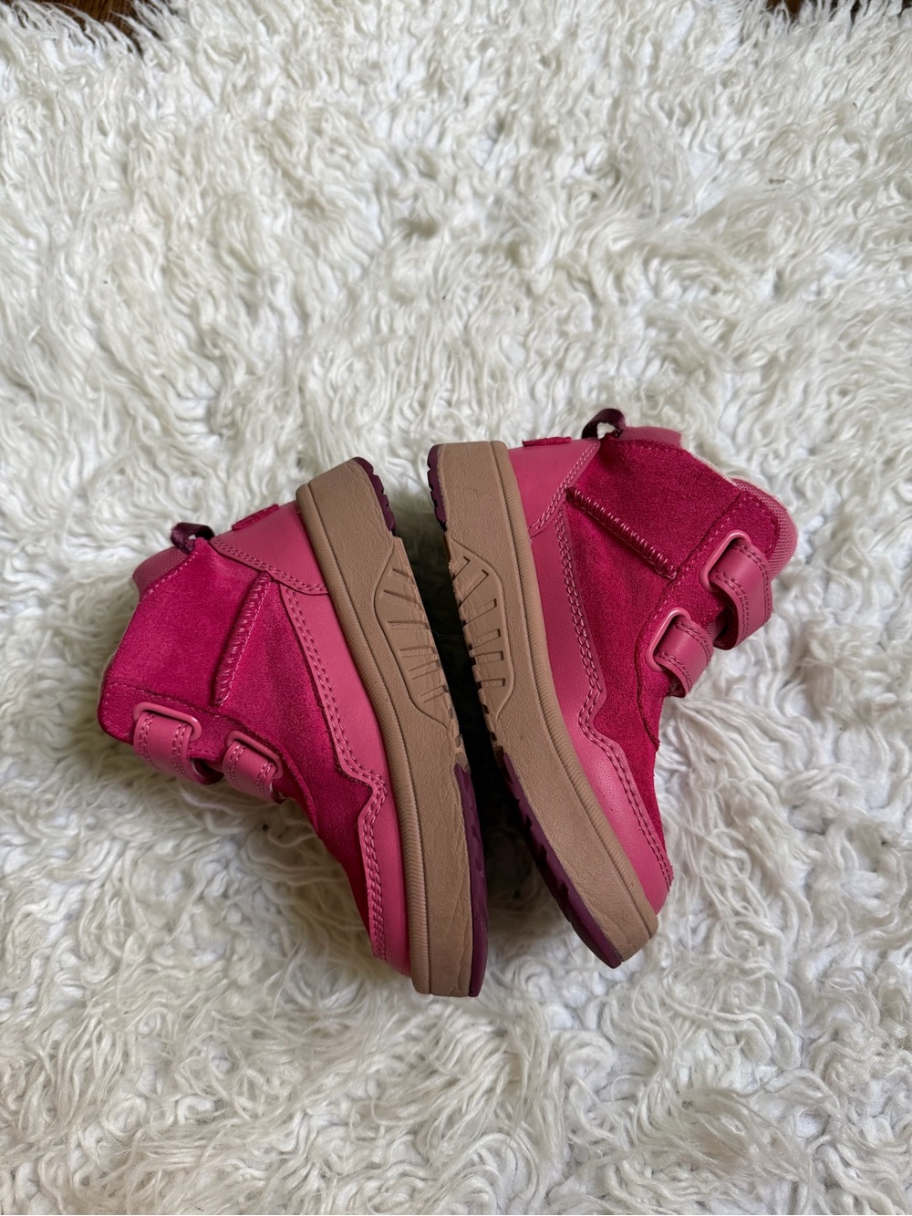 Kids Pink Ugg High-Top Boots - Picture 3 of 8